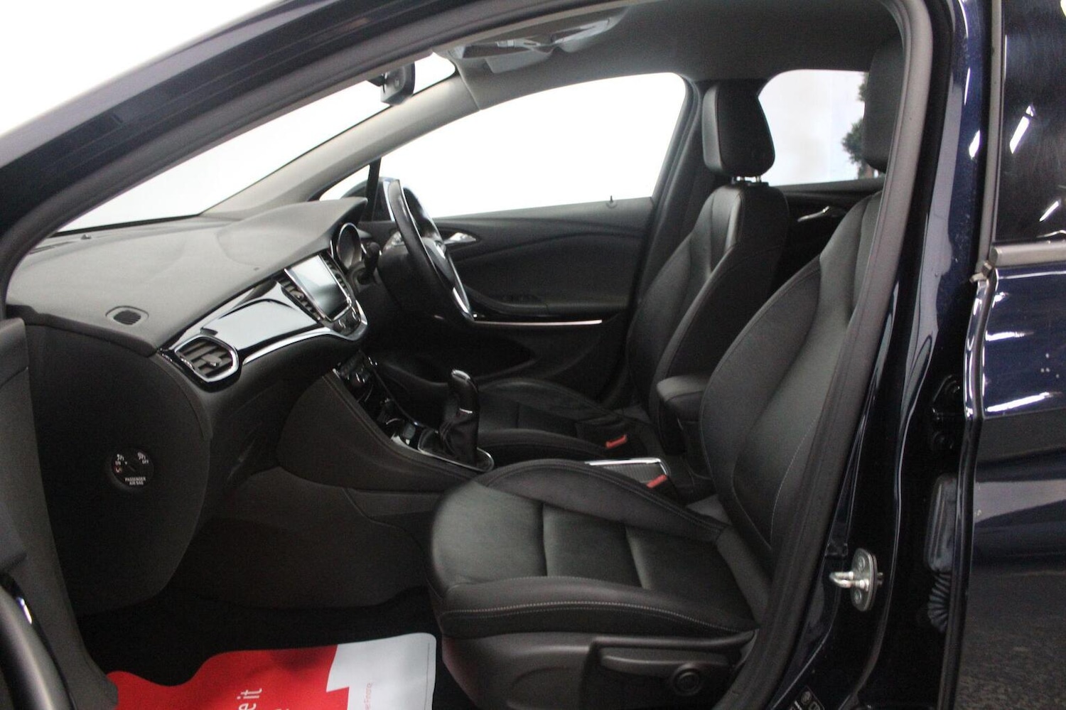 Used Vauxhall Astra 2018 for sale - 76769672: Photo 46