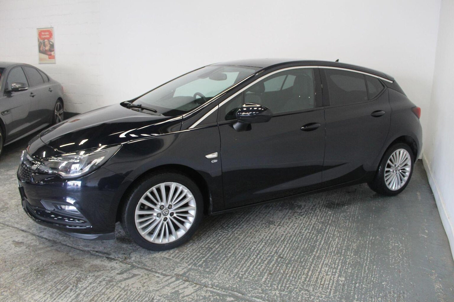 Used Vauxhall Astra 2018 for sale - 76769672: Photo 5