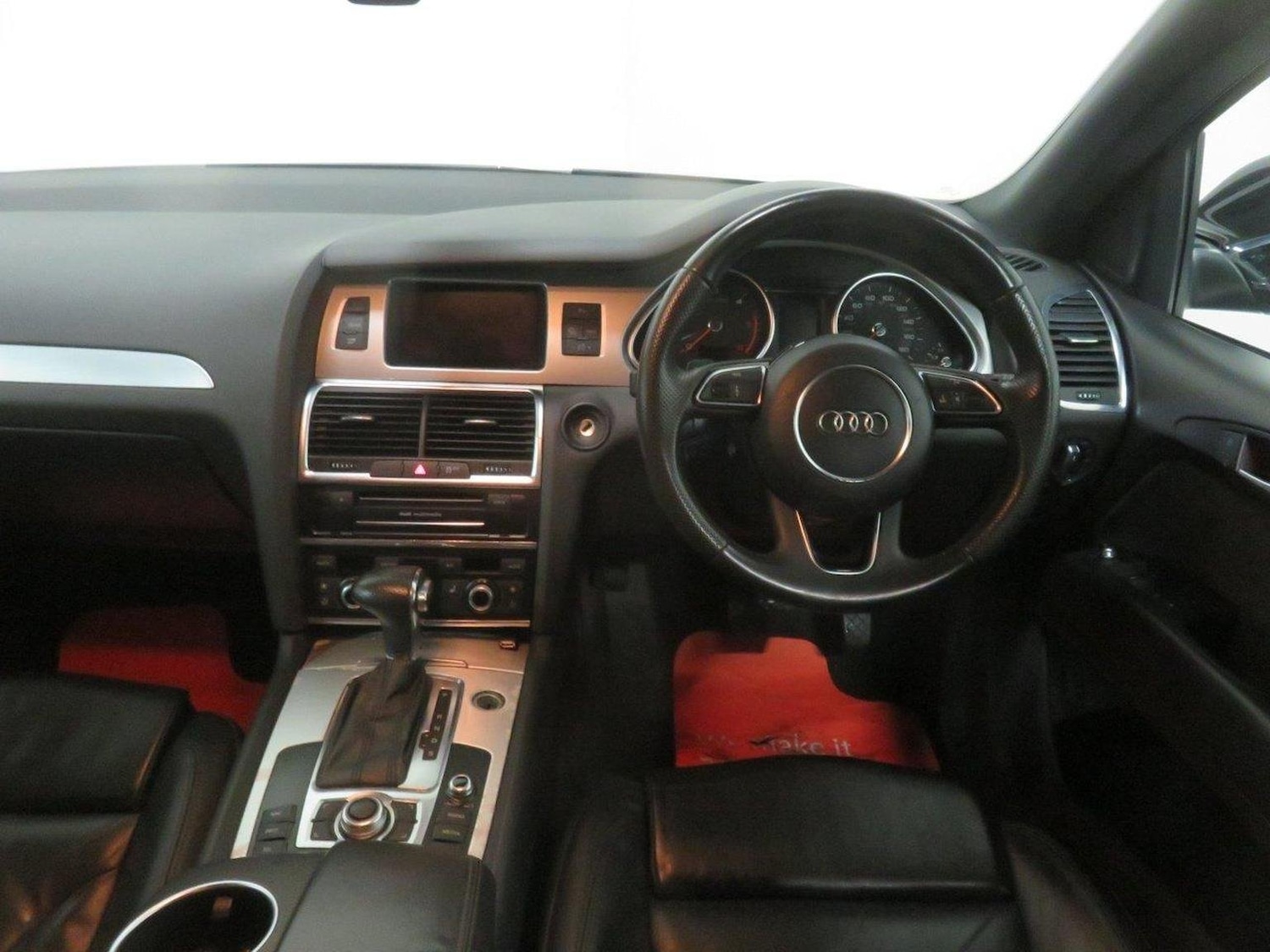 Used Audi Q7 2013 for sale - 76120369: Photo 43