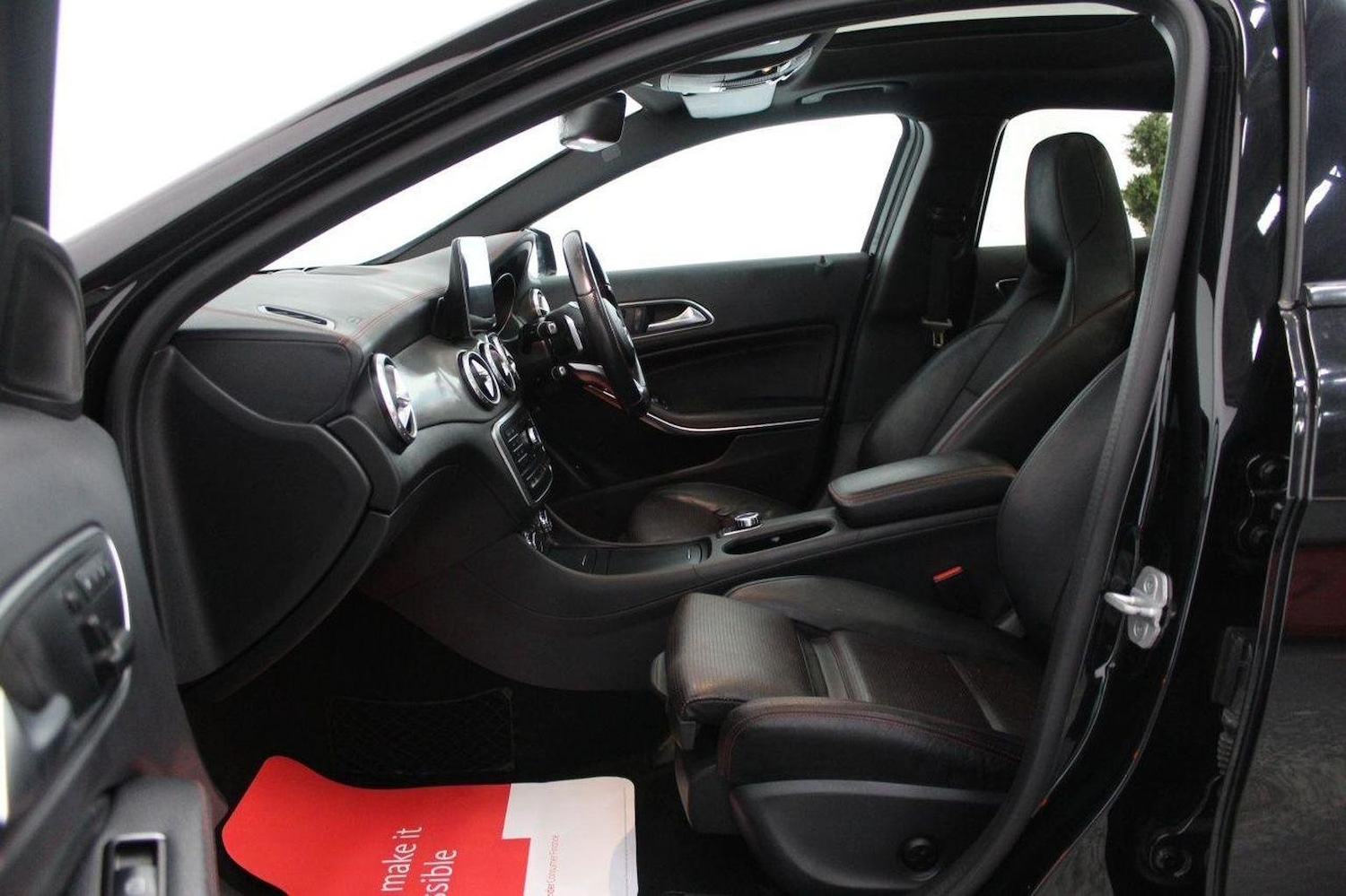 Used Mercedes-Benz GLA 2016 for sale - 77937945: Photo 54