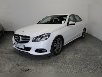 Used Mercedes-Benz E Class 2014 for sale - 79372144: Photo
