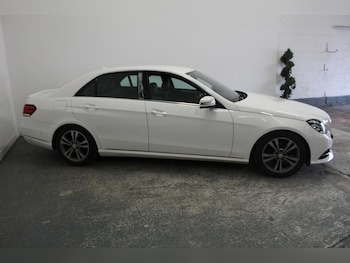 Used Mercedes-Benz E Class 2014 for sale - 79372144: Photo