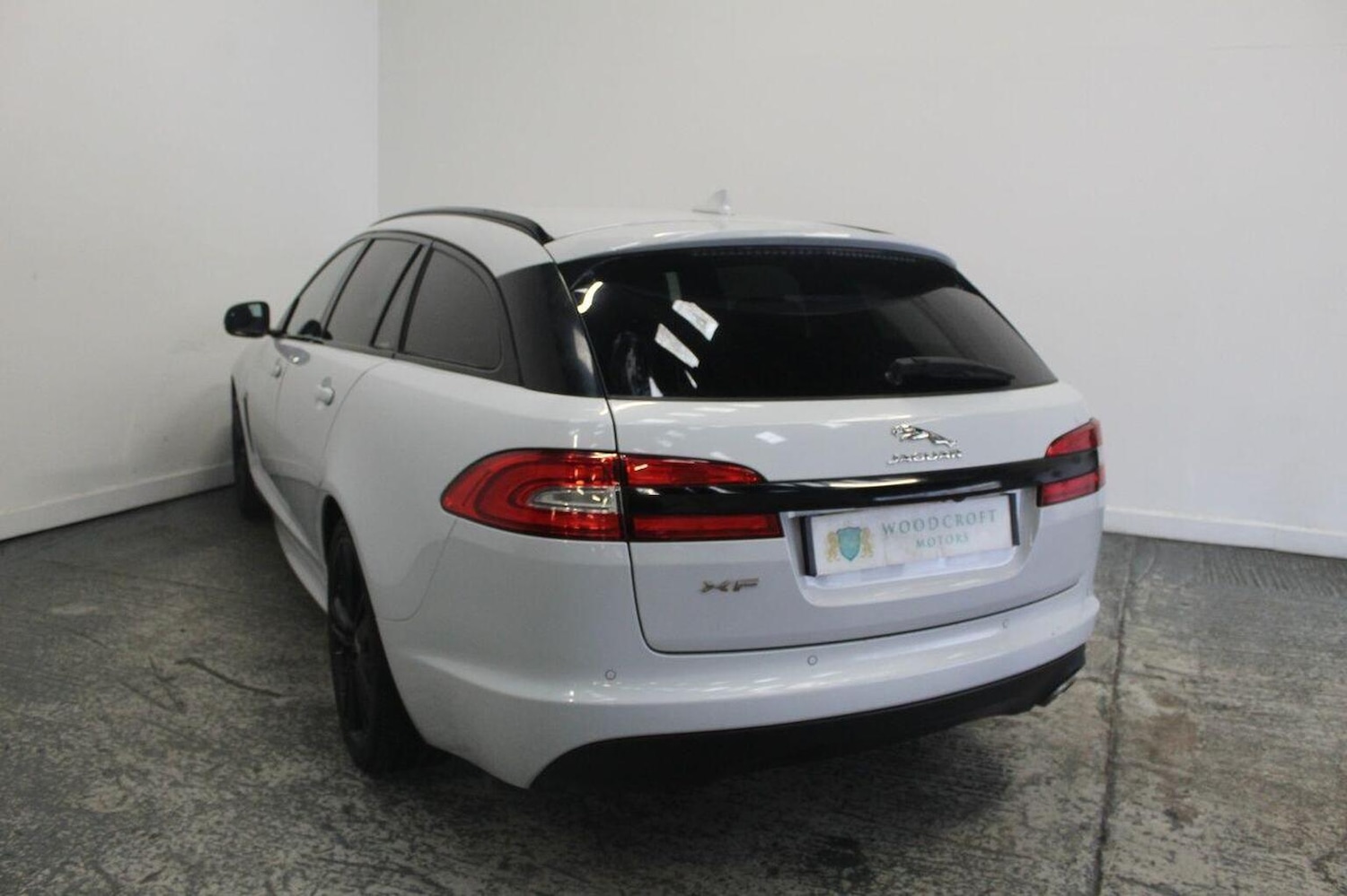 Used Jaguar XF 2015 for sale - 77937898: Photo 7