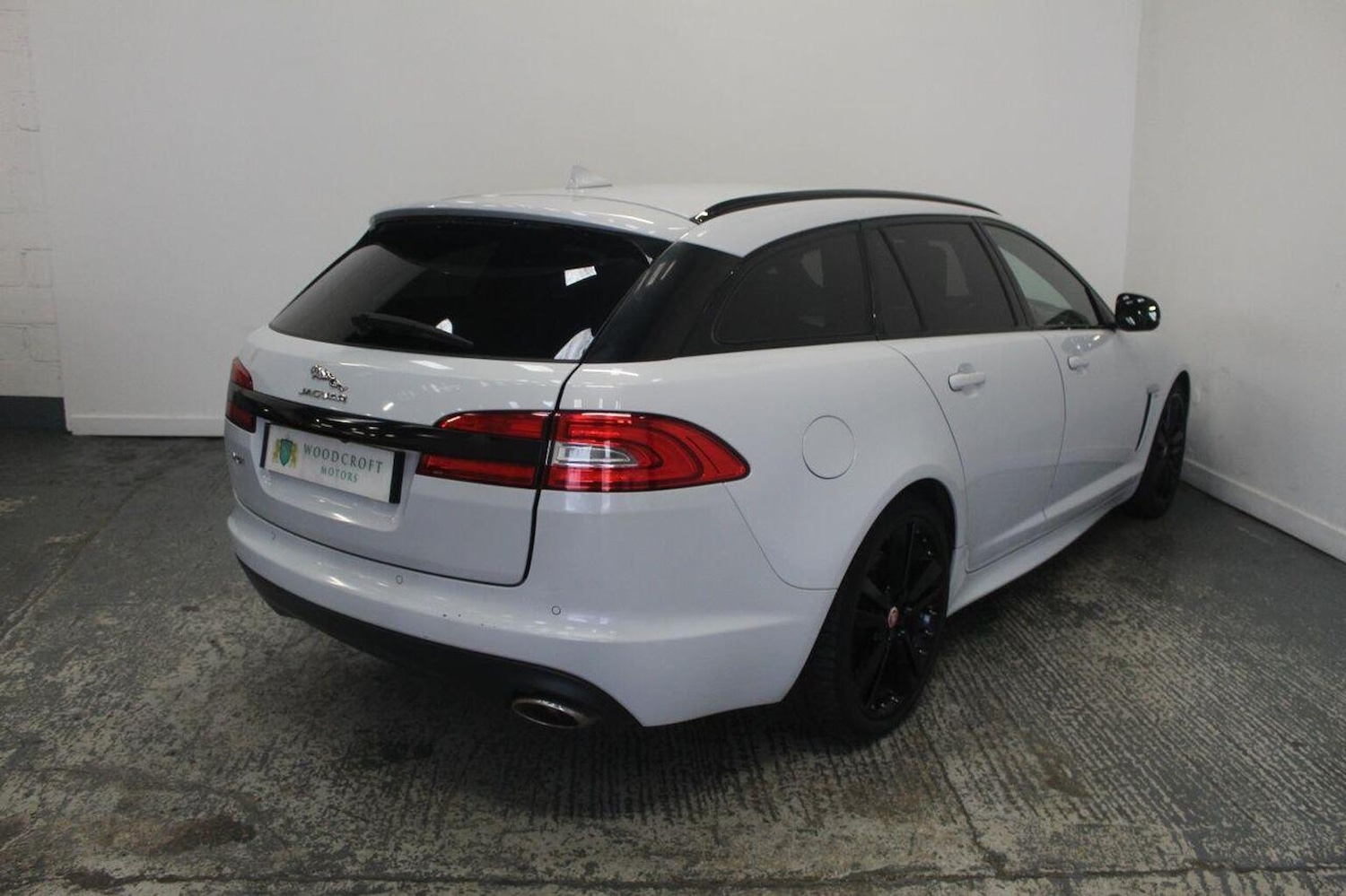 Used Jaguar XF 2015 for sale - 77937898: Photo 8