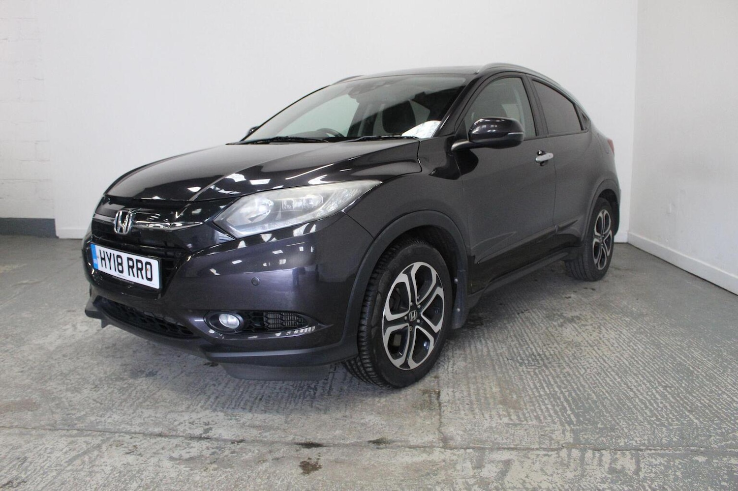 Used Honda HR-V 2018 for sale - 77938187: Photo 2