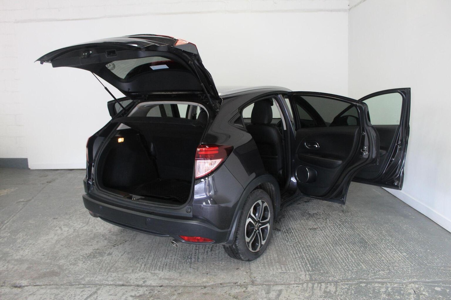 Used Honda HR-V 2018 for sale - 77938187: Photo 21