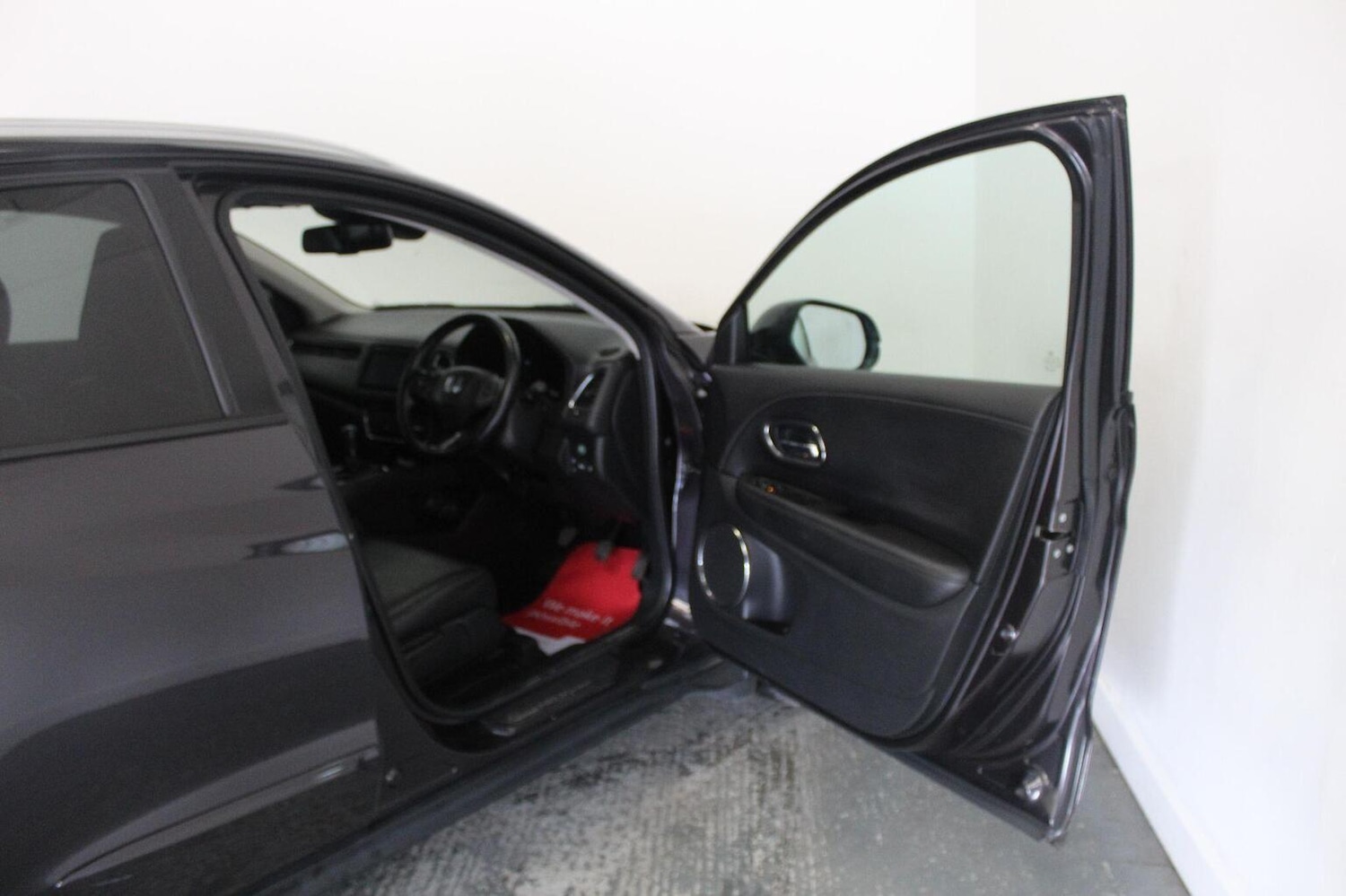 Used Honda HR-V 2018 for sale - 77938187: Photo 24