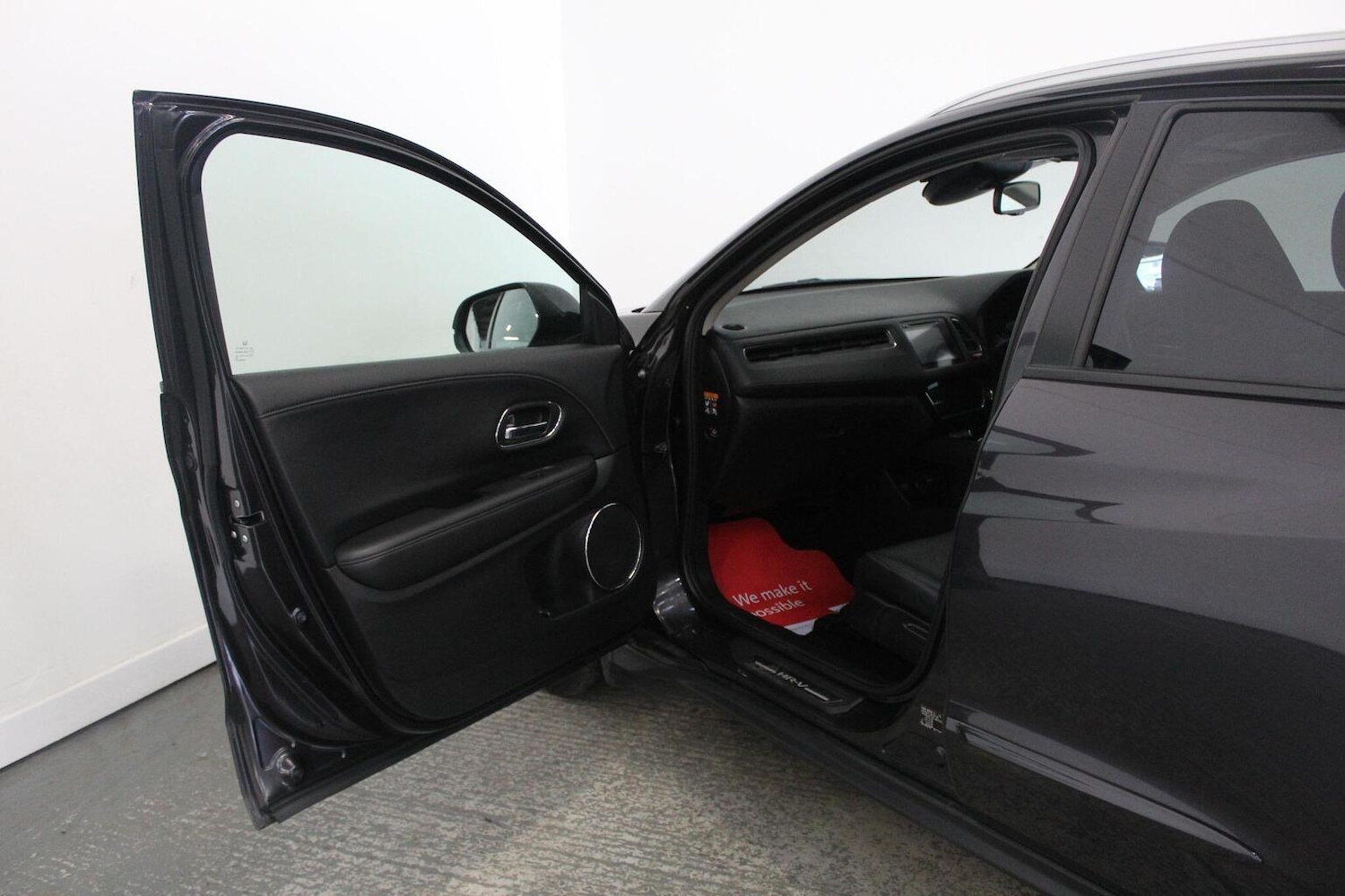 Used Honda HR-V 2018 for sale - 77938187: Photo 27