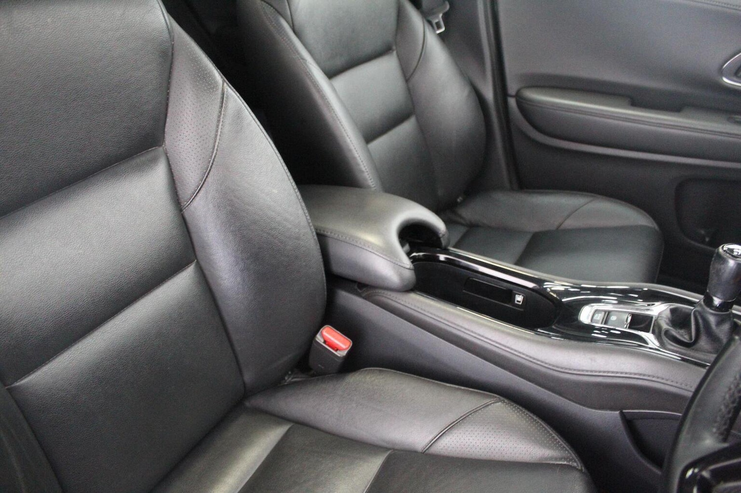 Used Honda HR-V 2018 for sale - 77938187: Photo 41