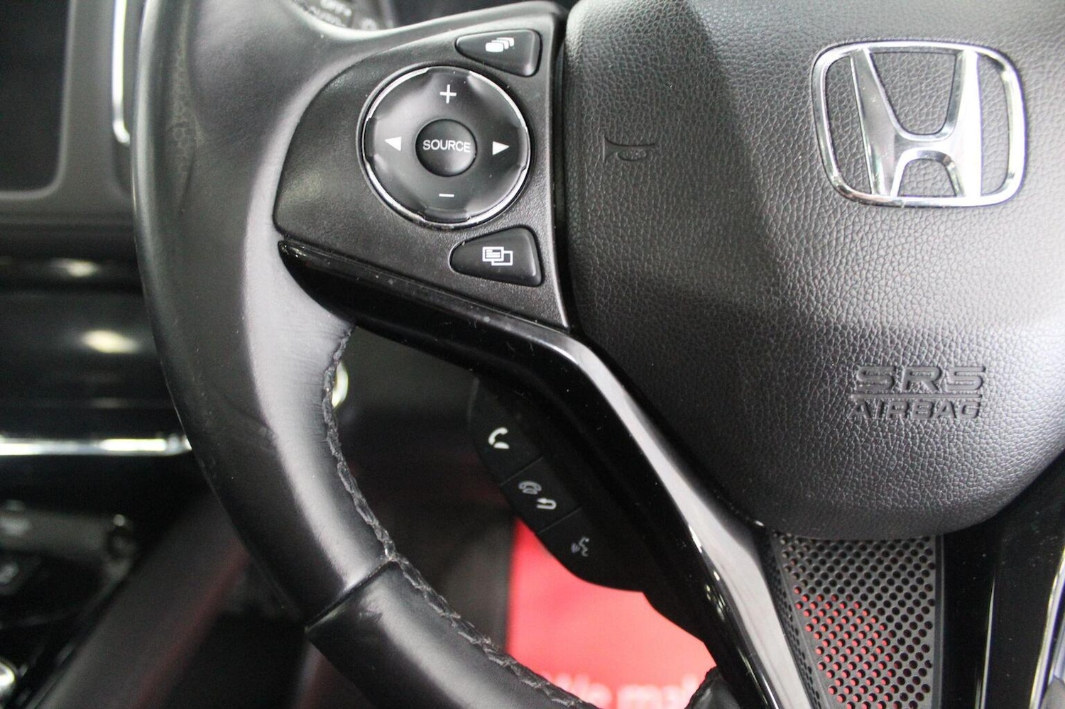 Used Honda HR-V 2018 for sale - 77938187: Photo 43