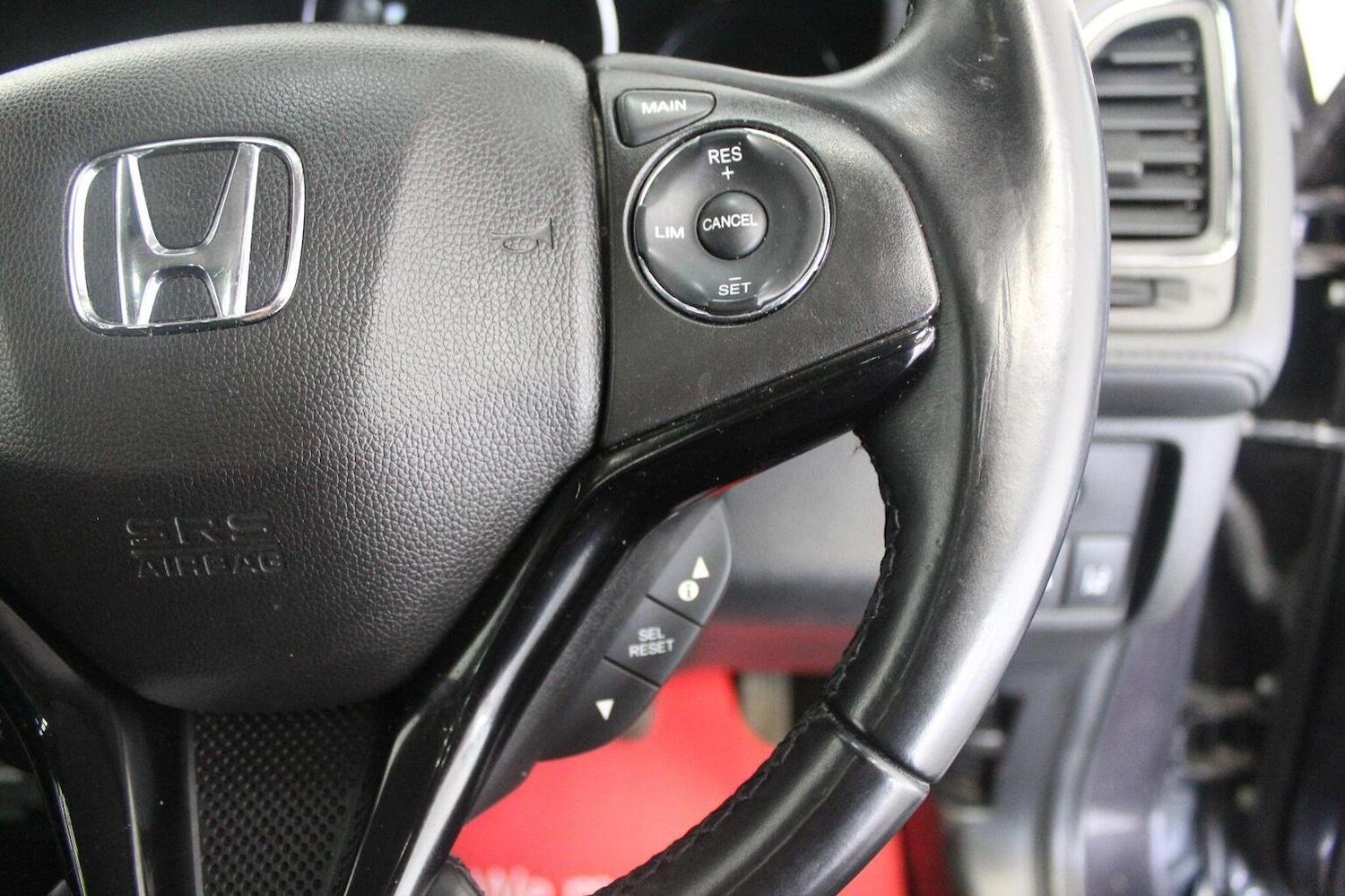 Used Honda HR-V 2018 for sale - 77938187: Photo 44