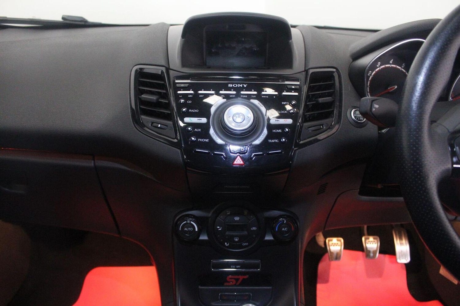 Used Ford Fiesta 2014 for sale - 78134927: Photo 29