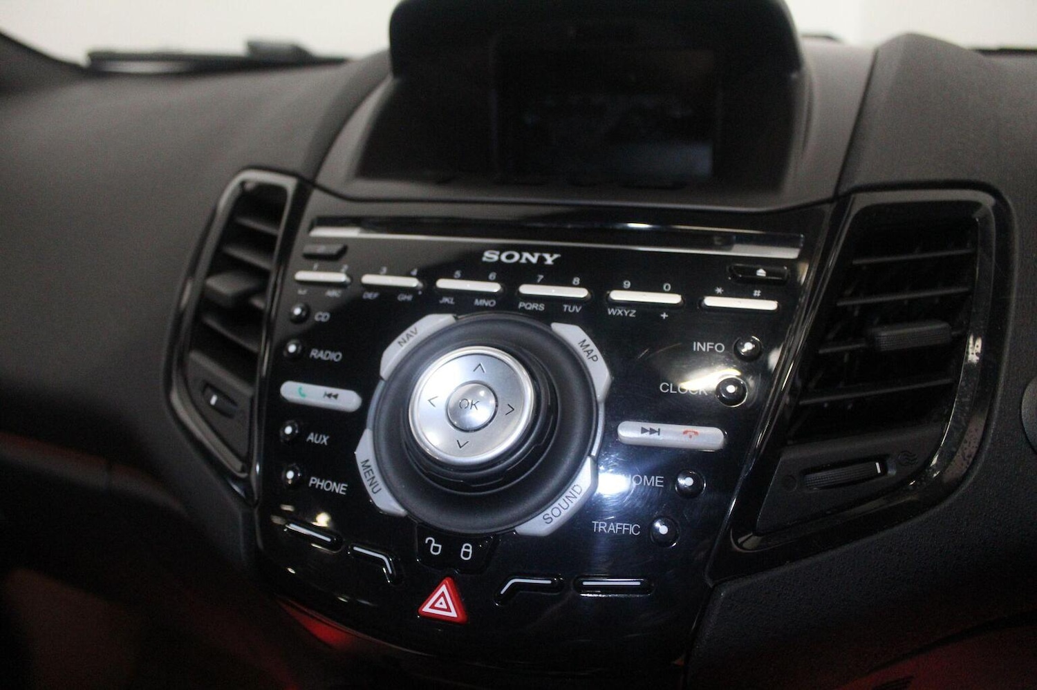 Used Ford Fiesta 2014 for sale - 78134927: Photo 30