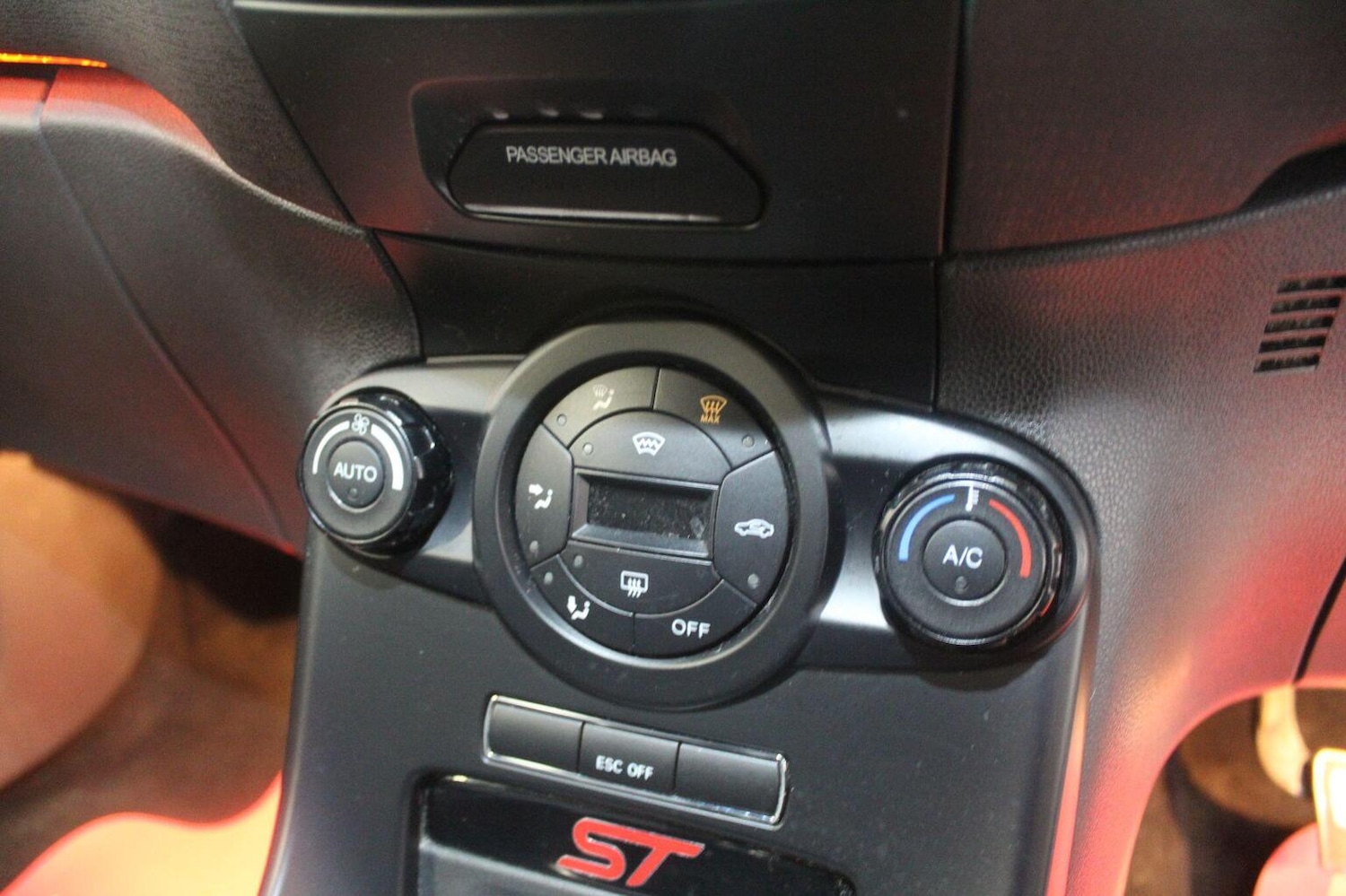 Used Ford Fiesta 2014 for sale - 78134927: Photo 36