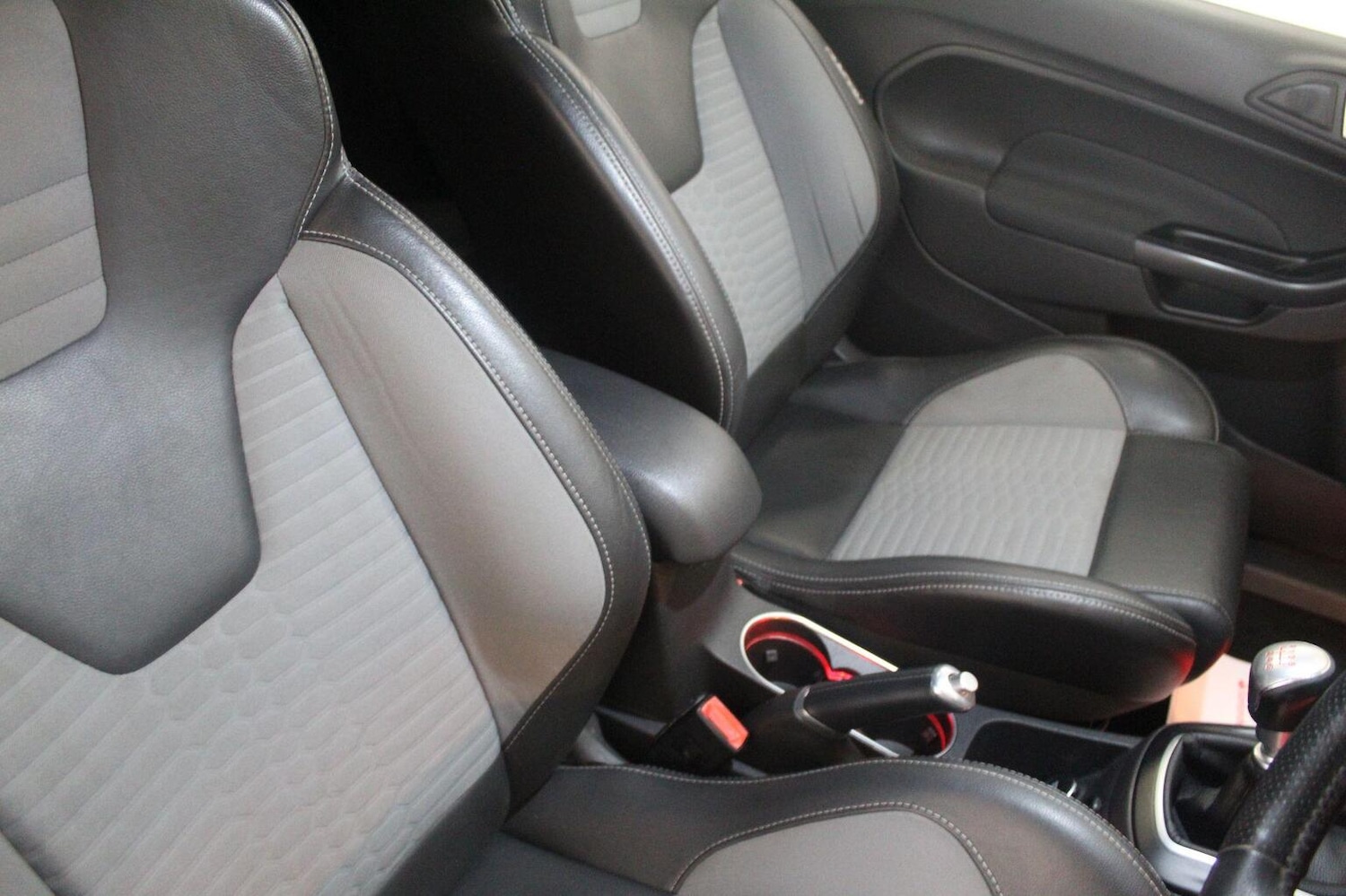 Used Ford Fiesta 2014 for sale - 78134927: Photo 42