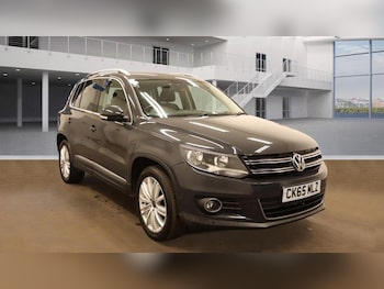 Volkswagen - Tiguan
