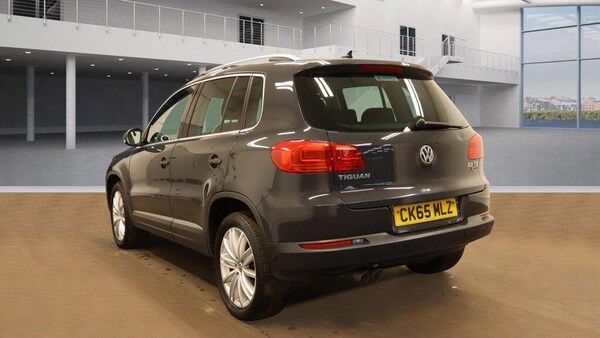 Used Volkswagen Tiguan 2015 for sale - 76178969: Photo 4