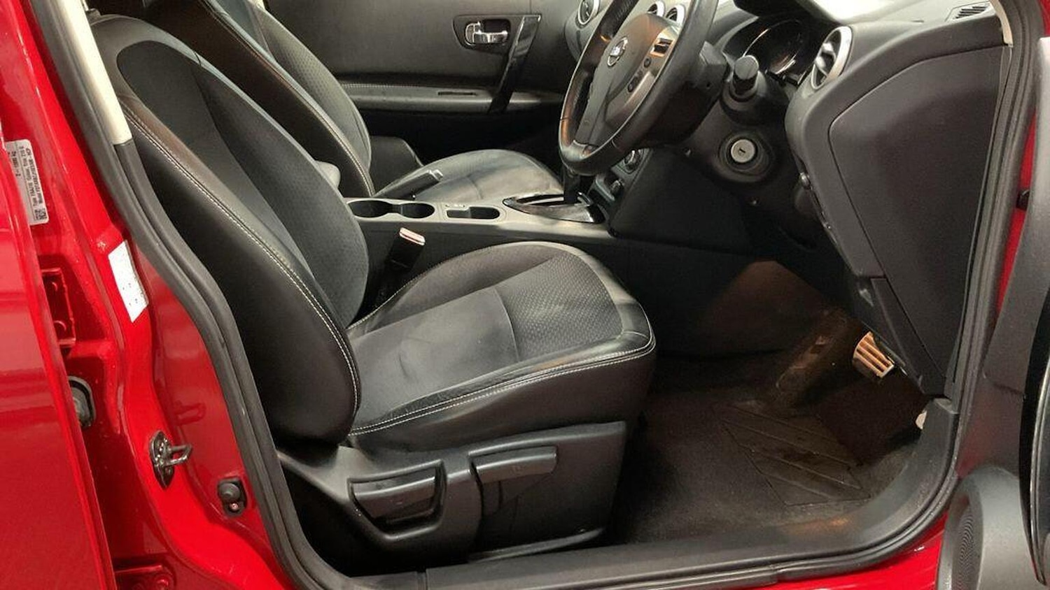 Used Nissan Qashqai 2013 for sale - 77639201: Photo 13