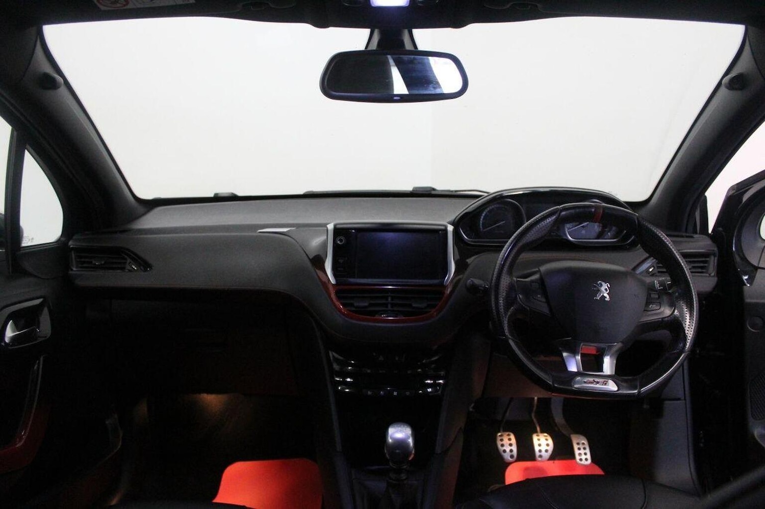 Used Peugeot 208 2013 for sale - 76863776: Photo 26