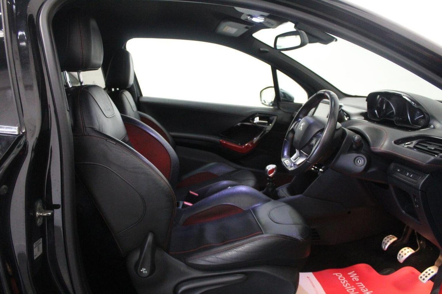 Used Peugeot 208 2013 for sale - 76863776: Photo 27