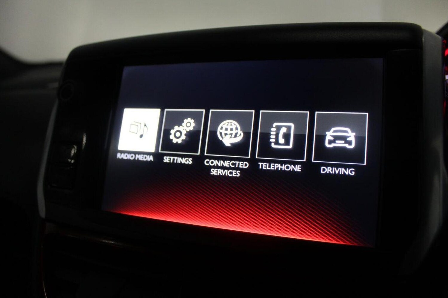 Used Peugeot 208 2013 for sale - 76863776: Photo 31