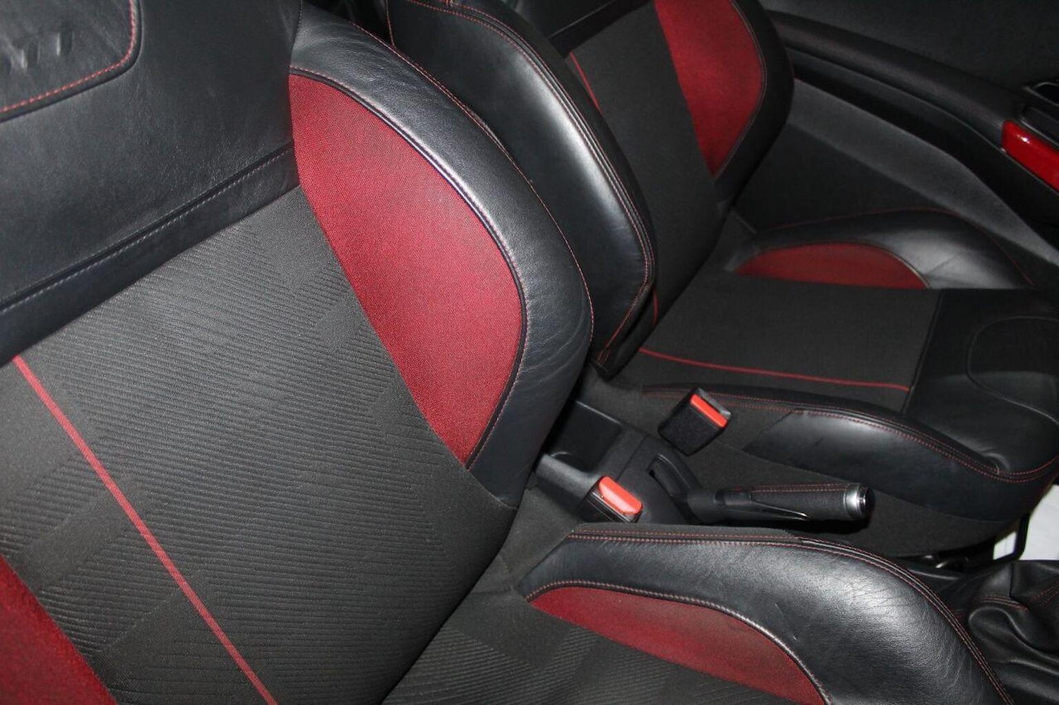 Used Peugeot 208 2013 for sale - 76863776: Photo 40