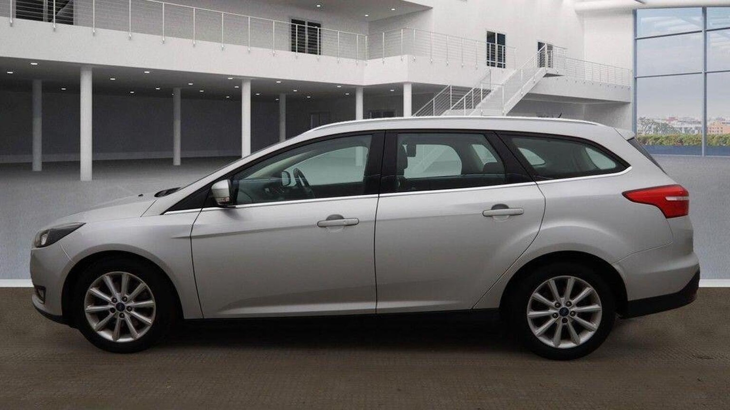 Used Ford Focus 2017 for sale - 76149336: Photo 11