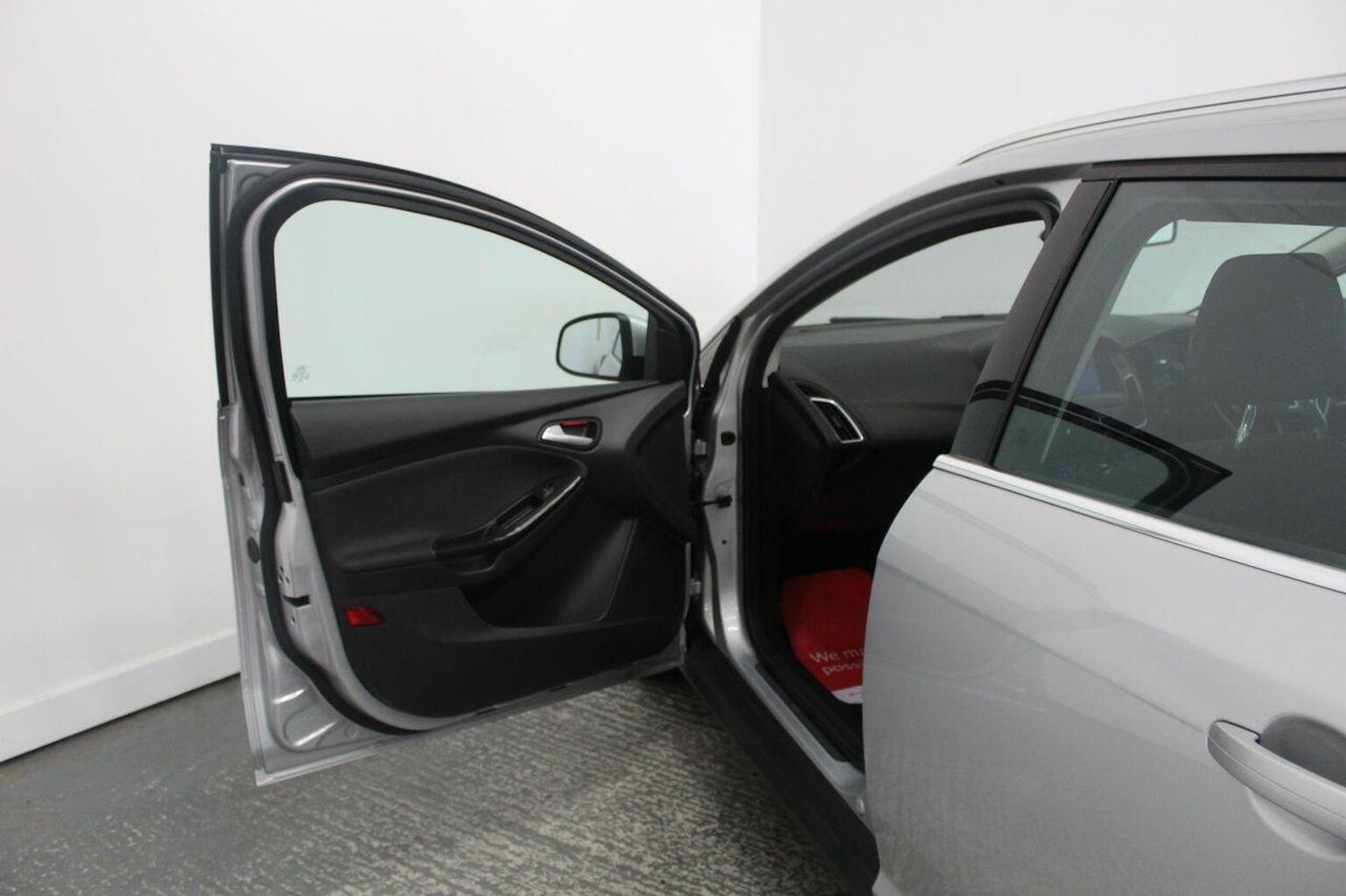 Used Ford Focus 2017 for sale - 76149336: Photo 25