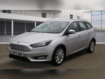 Used Ford Focus 2017 for sale - 76149336: Photo 3