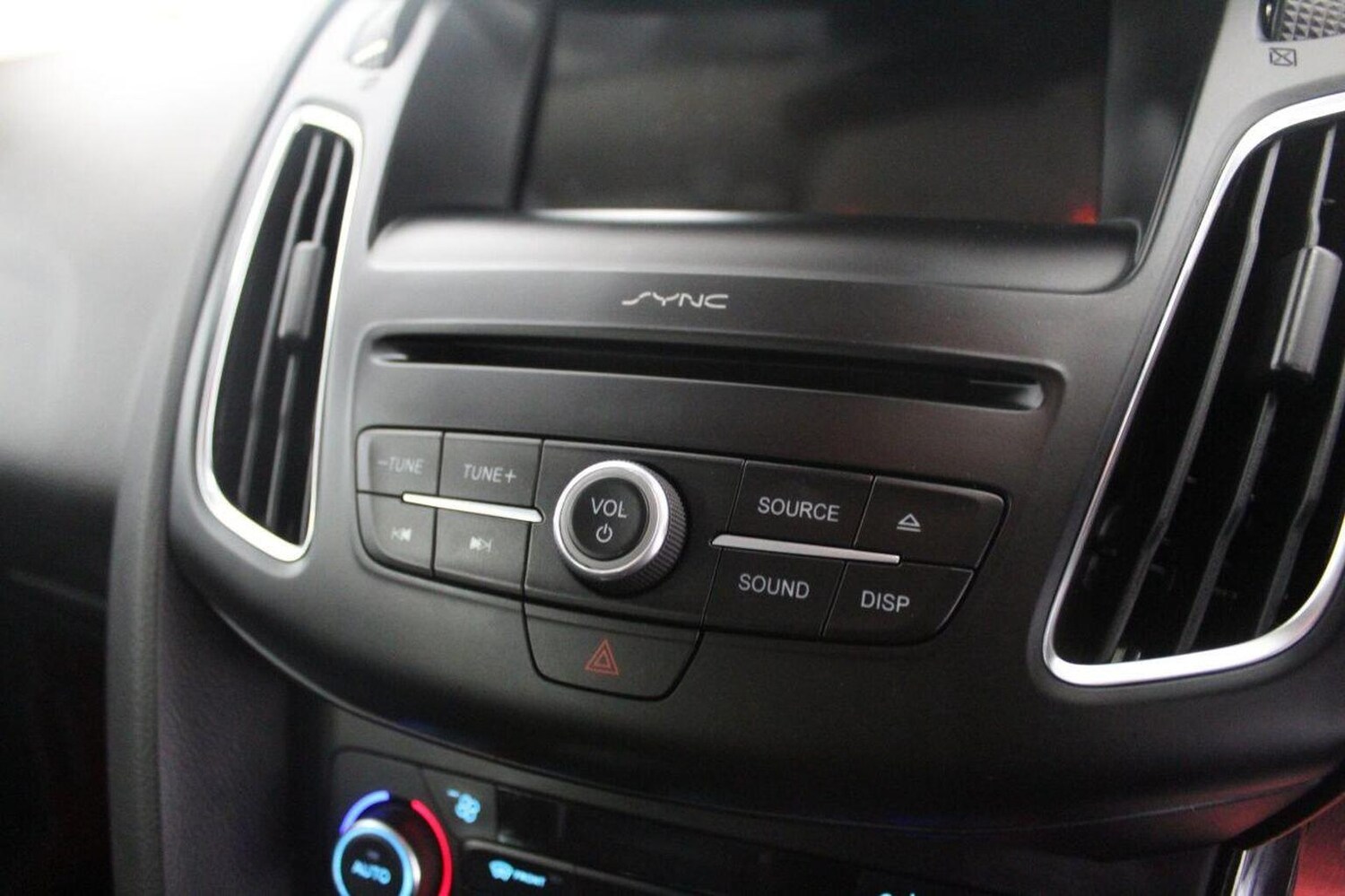 Used Ford Focus 2017 for sale - 76149336: Photo 40