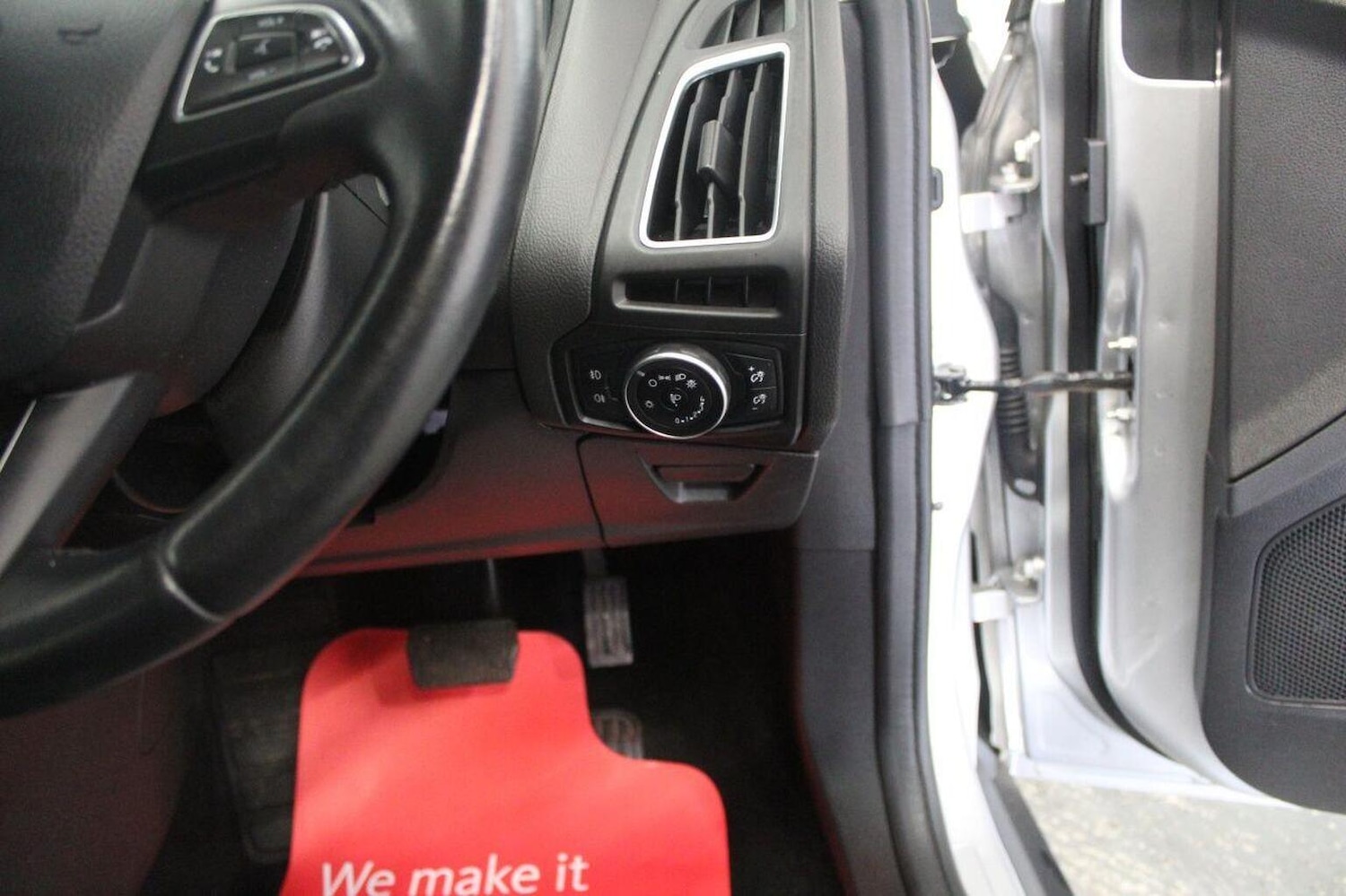 Used Ford Focus 2017 for sale - 76149336: Photo 47