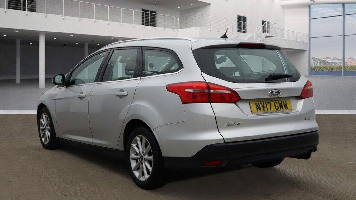 Used Ford Focus 2017 for sale - 76149336: Photo 5