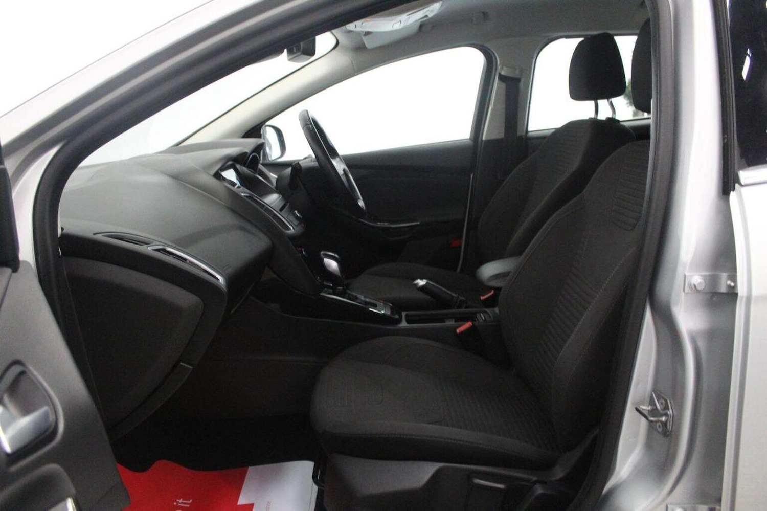 Used Ford Focus 2017 for sale - 76149336: Photo 50