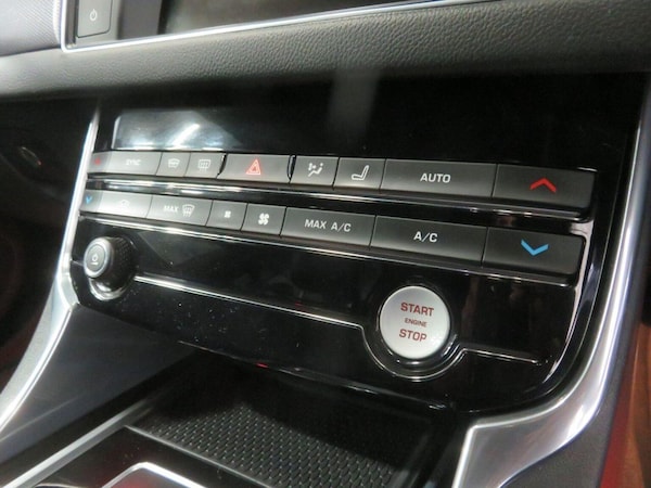 Used Jaguar XF 2015 for sale - 76257681: Photo 39