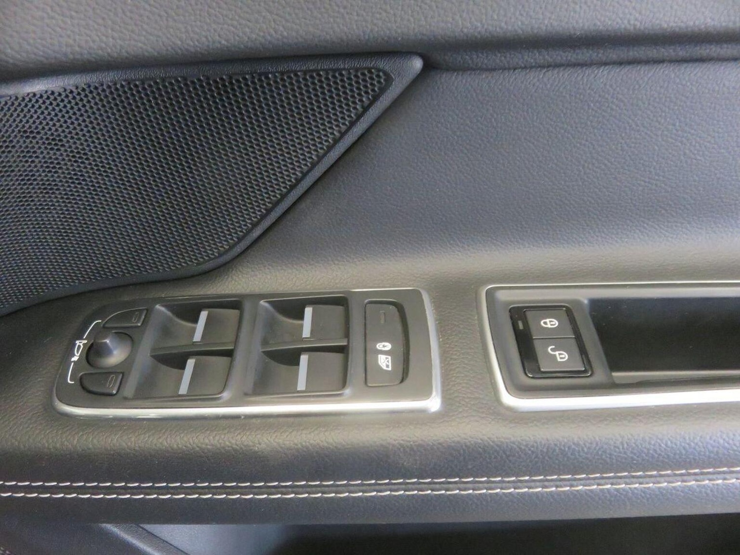 Used Jaguar XF 2015 for sale - 76257681: Photo 49