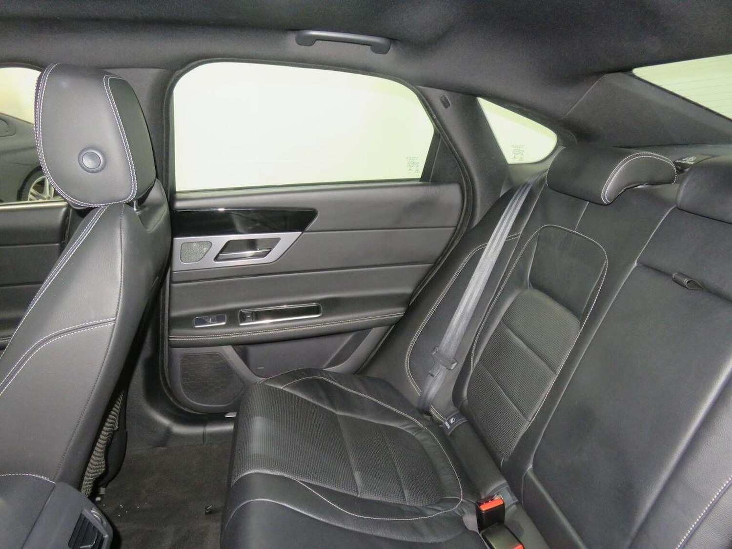 Used Jaguar XF 2015 for sale - 76257681: Photo 53