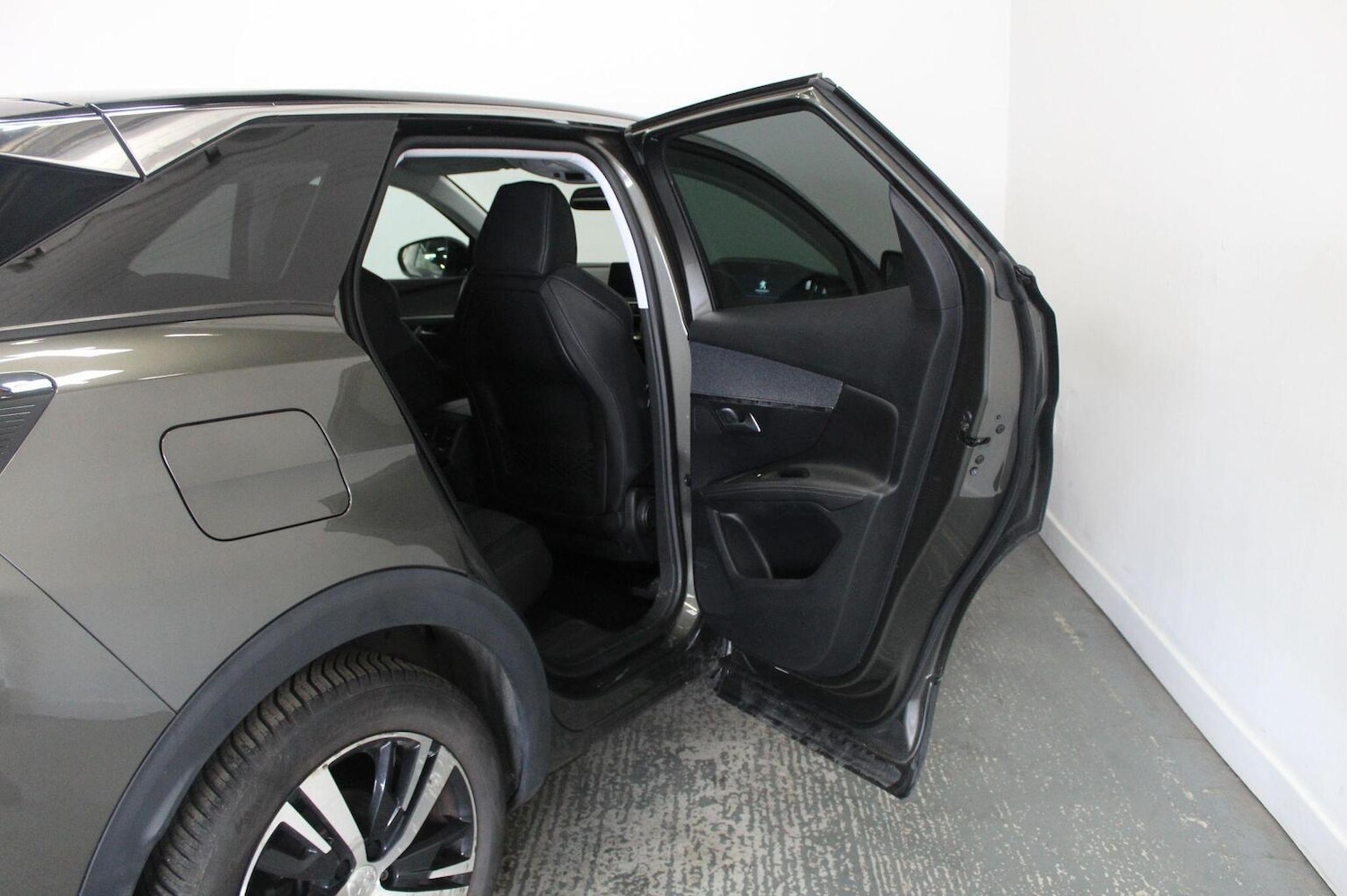 Used Peugeot 3008 2017 for sale - 78213563: Photo 26