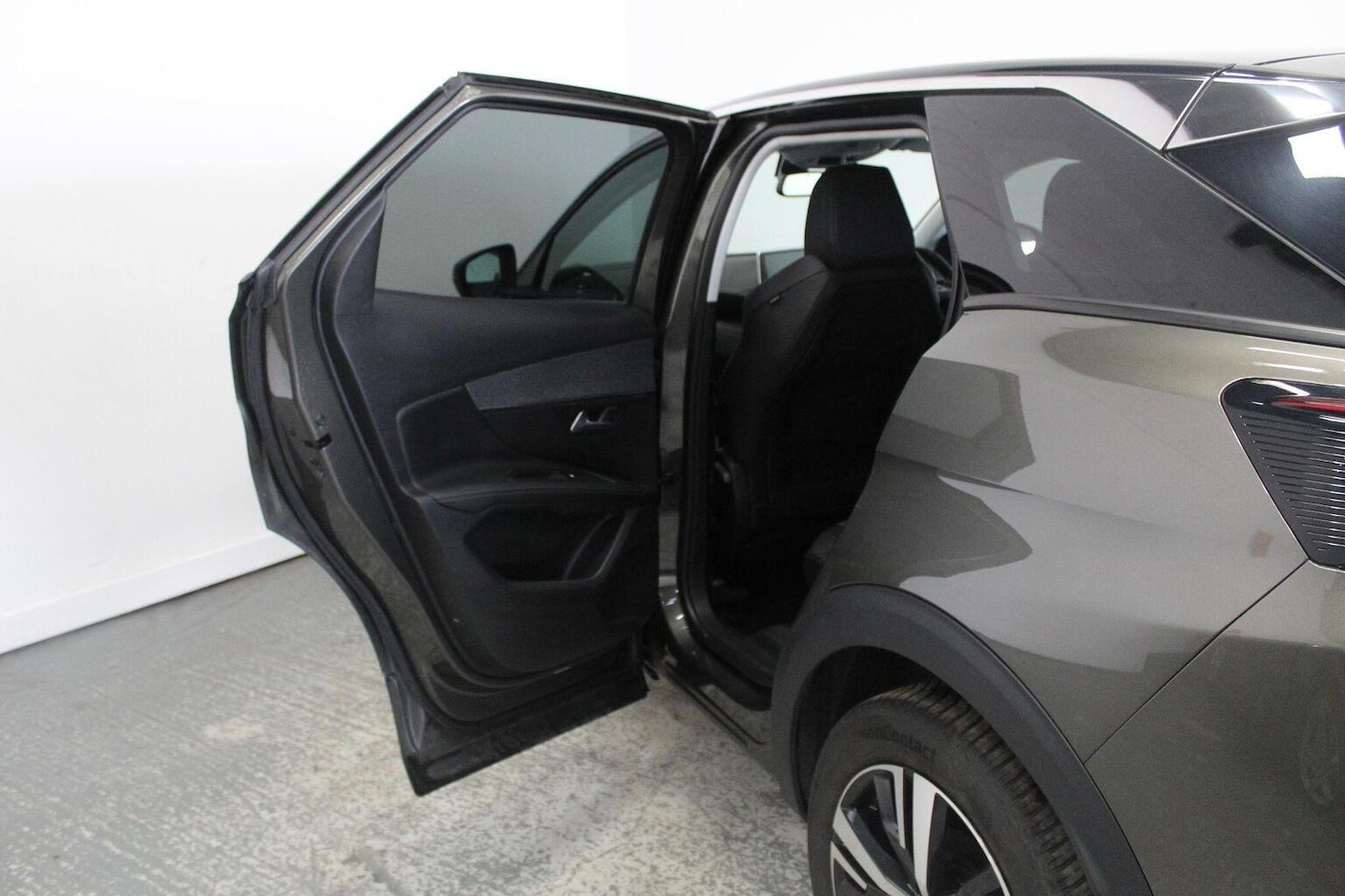 Used Peugeot 3008 2017 for sale - 78213563: Photo 28