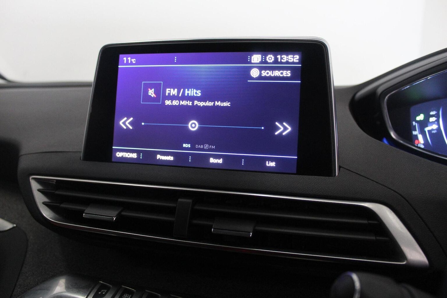 Used Peugeot 3008 2017 for sale - 78213563: Photo 35