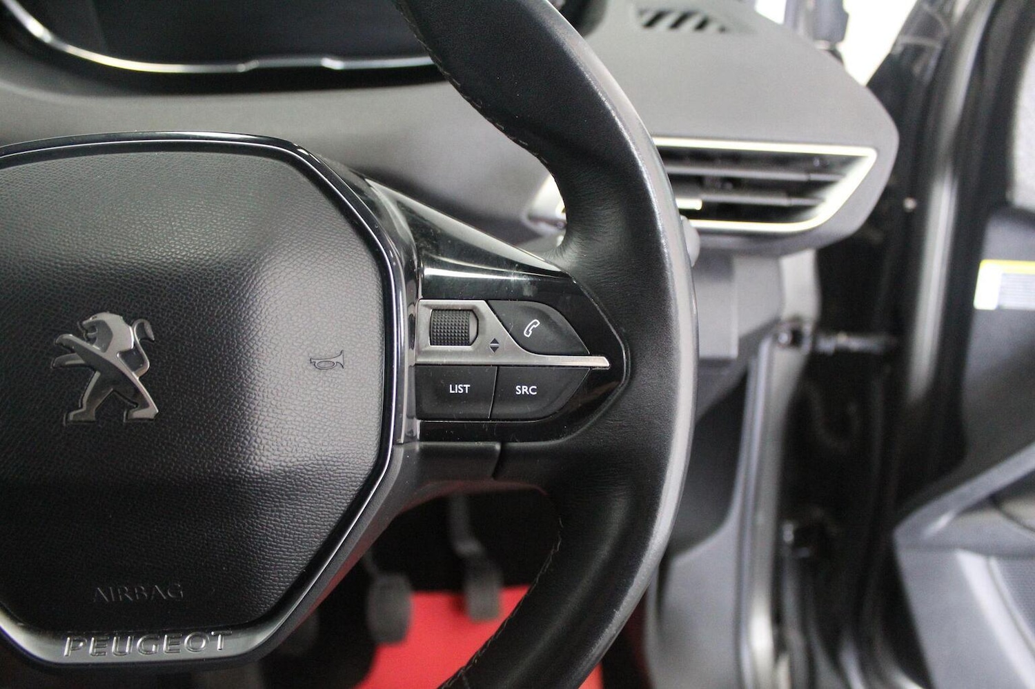 Used Peugeot 3008 2017 for sale - 78213563: Photo 43