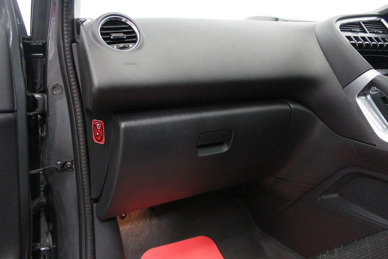 Vehicle 33