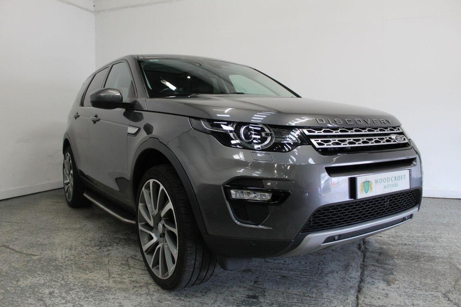 Used Land Rover Discovery Sport 2018 for sale - 76877605: Photo 1