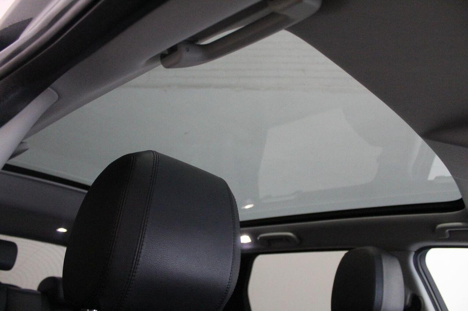 Used Land Rover Discovery Sport 2018 for sale - 76877605: Photo 33