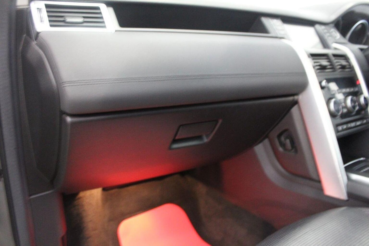 Used Land Rover Discovery Sport 2018 for sale - 76877605: Photo 36