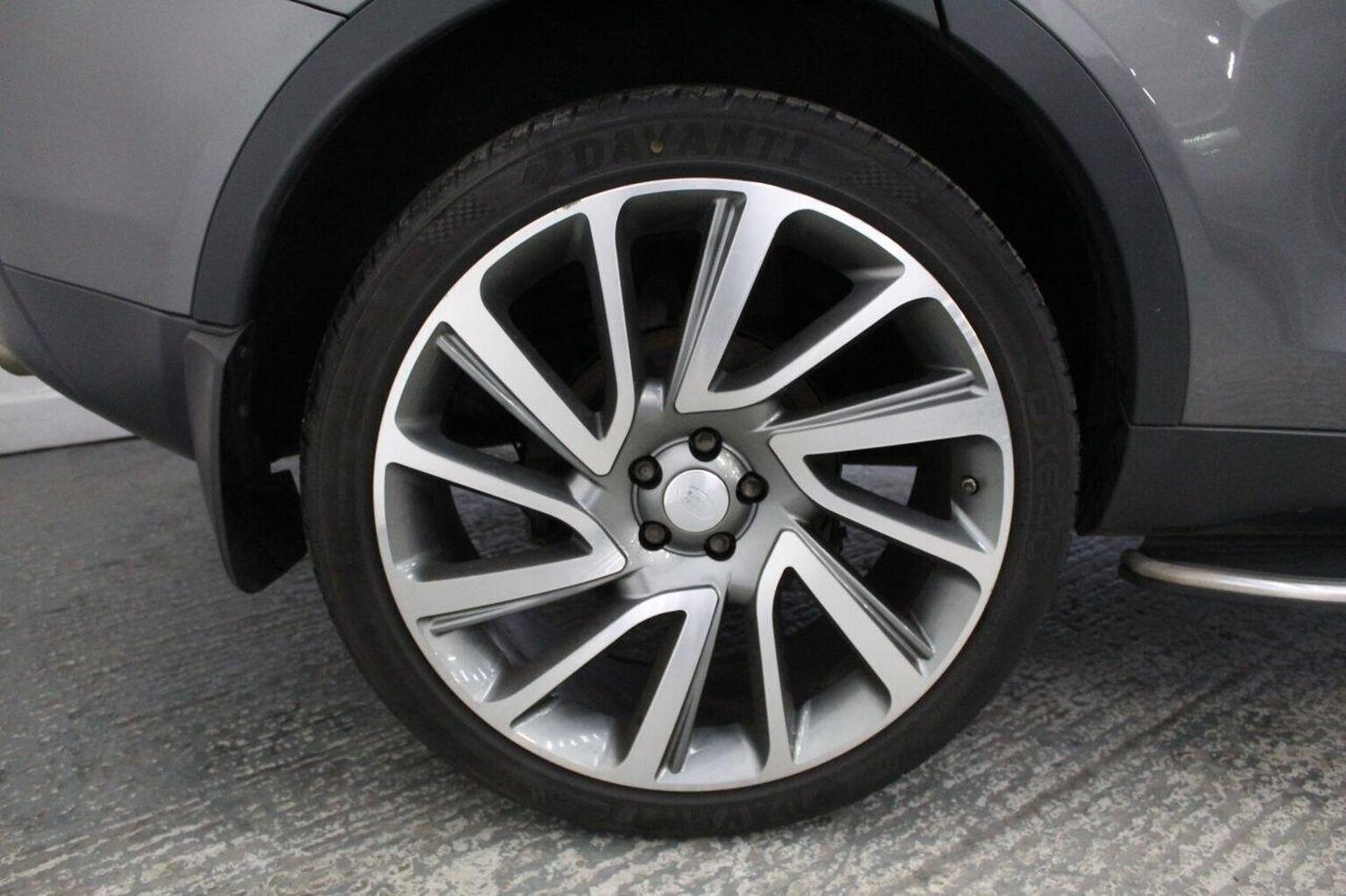 Used Land Rover Discovery Sport 2018 for sale - 76877605: Photo 67