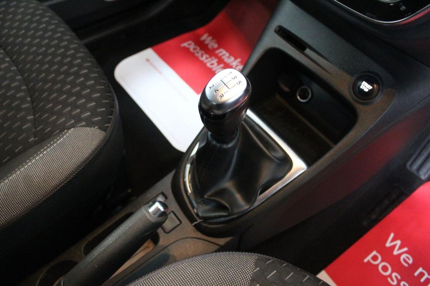 Used Renault Captur 2017 for sale - 77319798: Photo 42