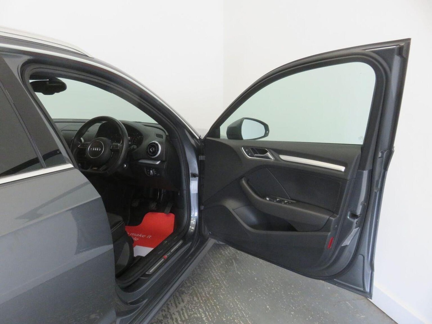 Used Audi A3 2014 for sale - 77113095: Photo 25