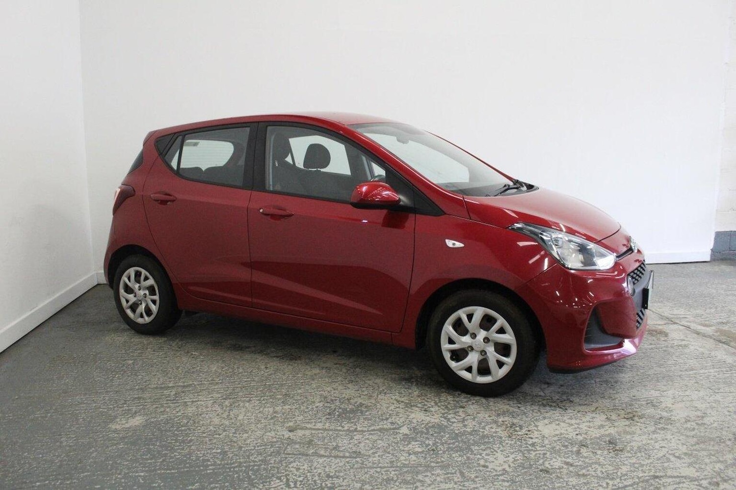 Used Hyundai i10 2019 for sale - 77938049: Photo 4