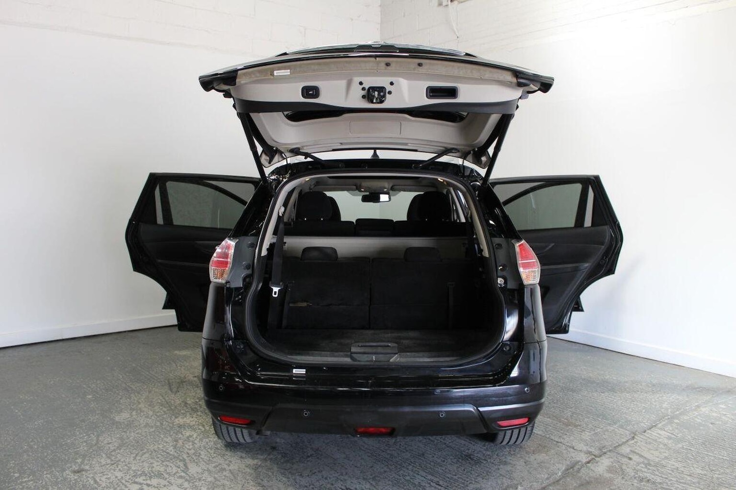 Used Nissan X-Trail 2017 for sale - 77289143: Photo 24