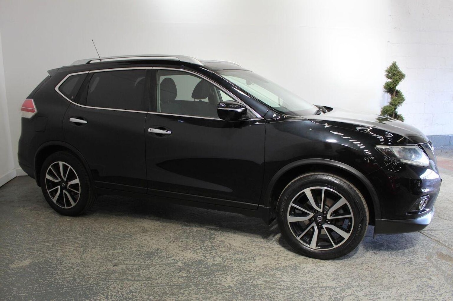 Used Nissan X-Trail 2017 for sale - 77289143: Photo 4